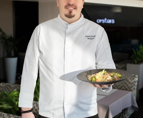 全景利沃夫酒店 酒店